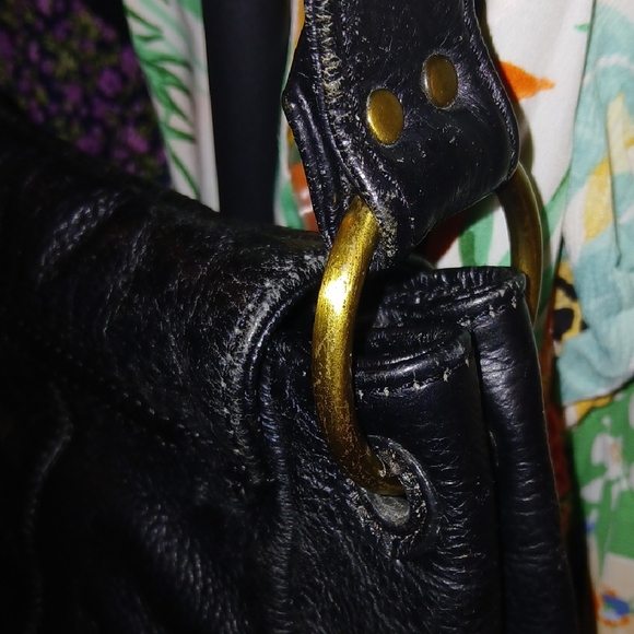 Stone Mountain Accessories Black Shoulder Bag - Picture 5 of 5